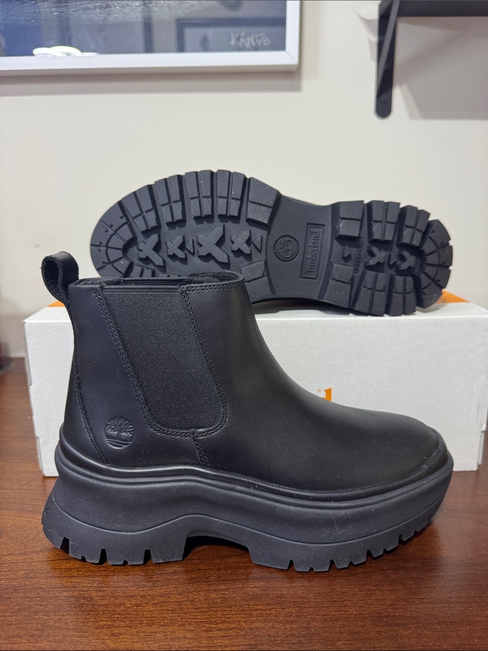 Timberland Roxie Lane Mid Chelsea Boot A28XM Women’s Black Boots (New)